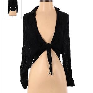 BDG front tie black crop